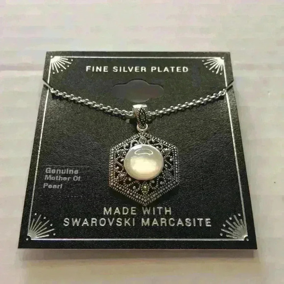 Macy’s new Marcasite Pearl filigree Pend Necklace - Picture 4 of 8